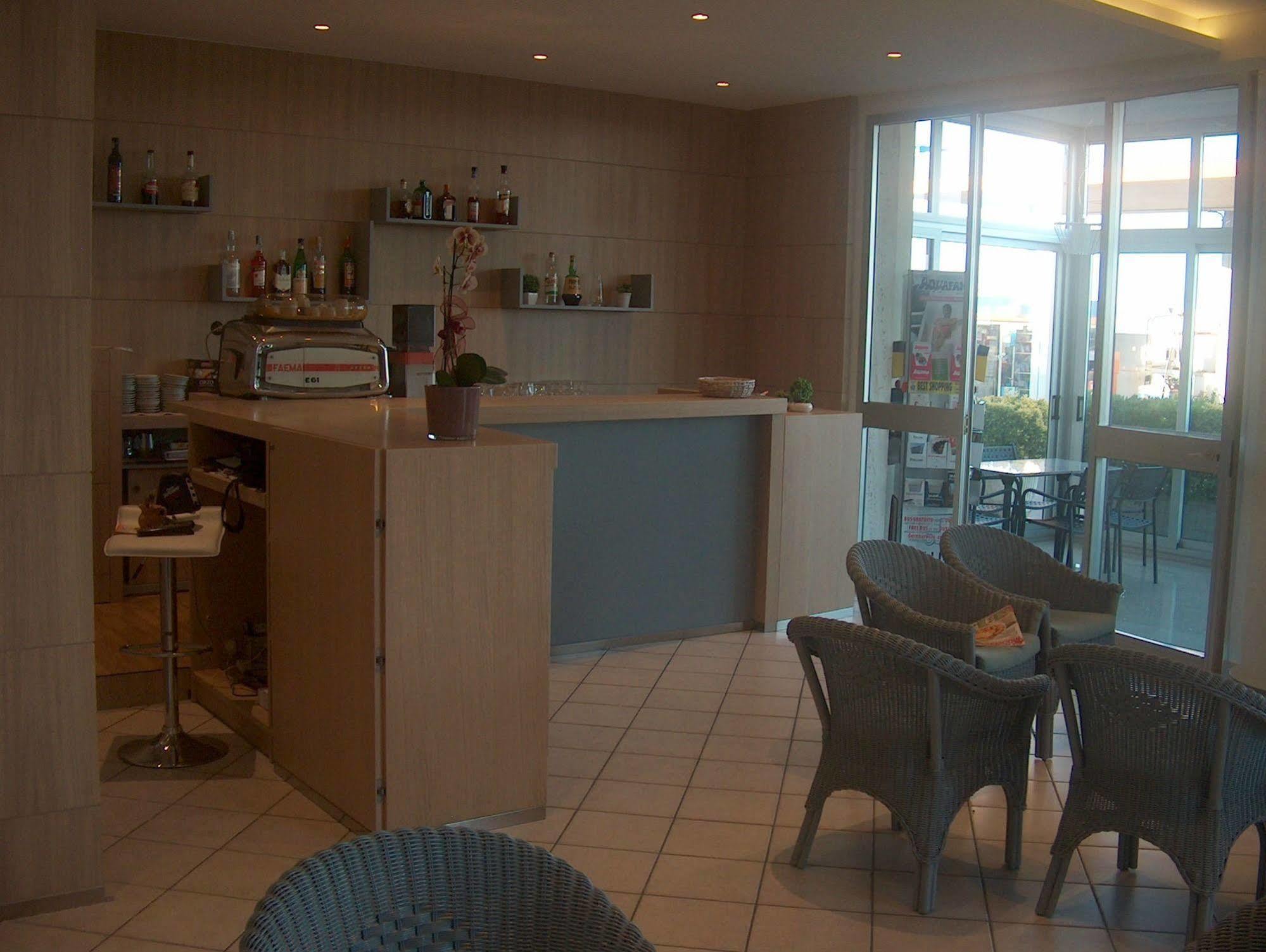 Hotel Trevi Bellaria-Igea Marina Luaran gambar